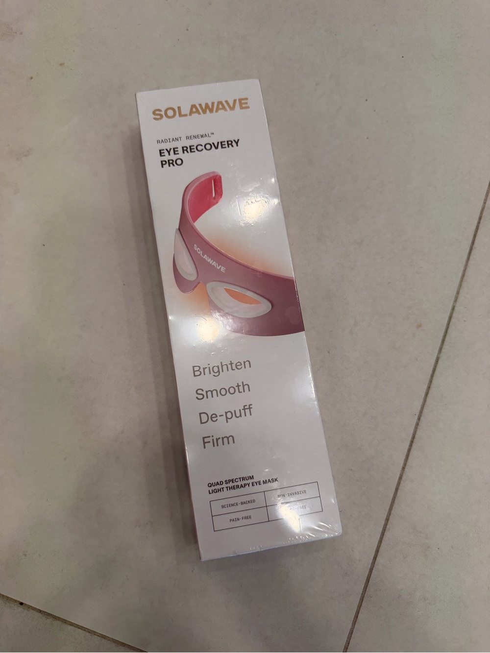 Solawave Eye Recovery Pro – Pink Eye Therapy Mask